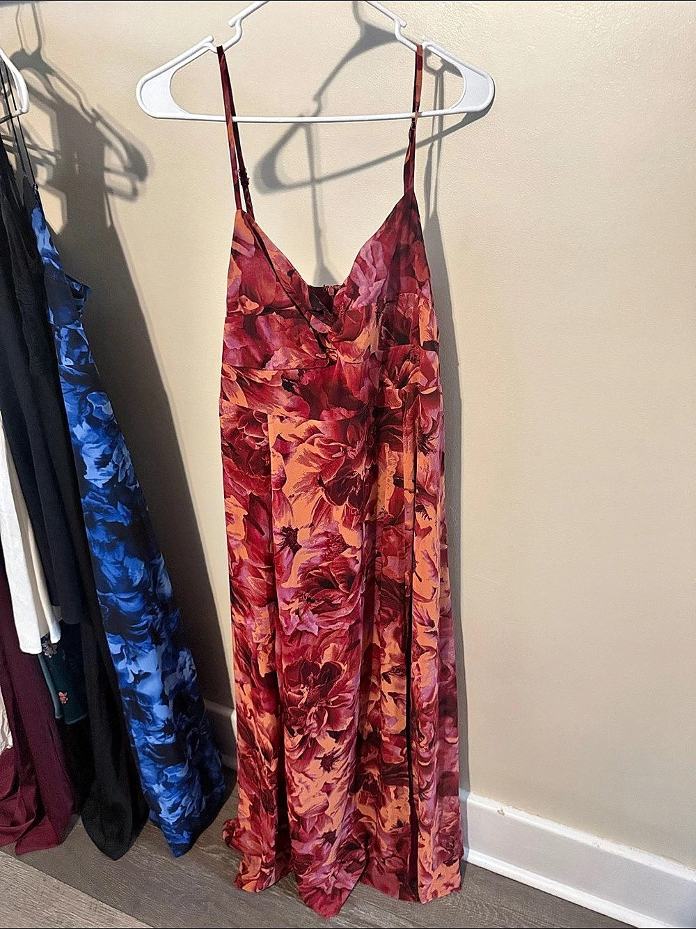 Lulus Floral Maxi Dress in Red Like New